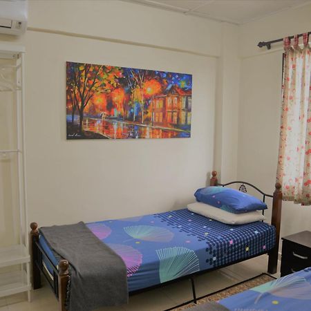 Awedee Homestay Putrajaya Extérieur photo