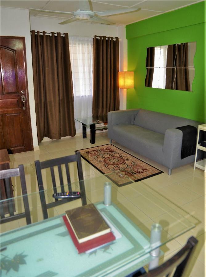 Awedee Homestay Putrajaya Extérieur photo